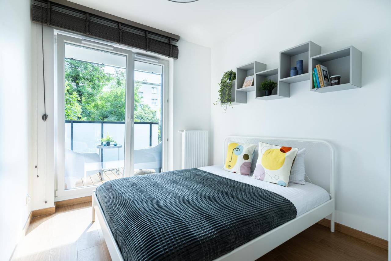 Pure Rental Apartments Inzynierska Wroclaw Exterior photo