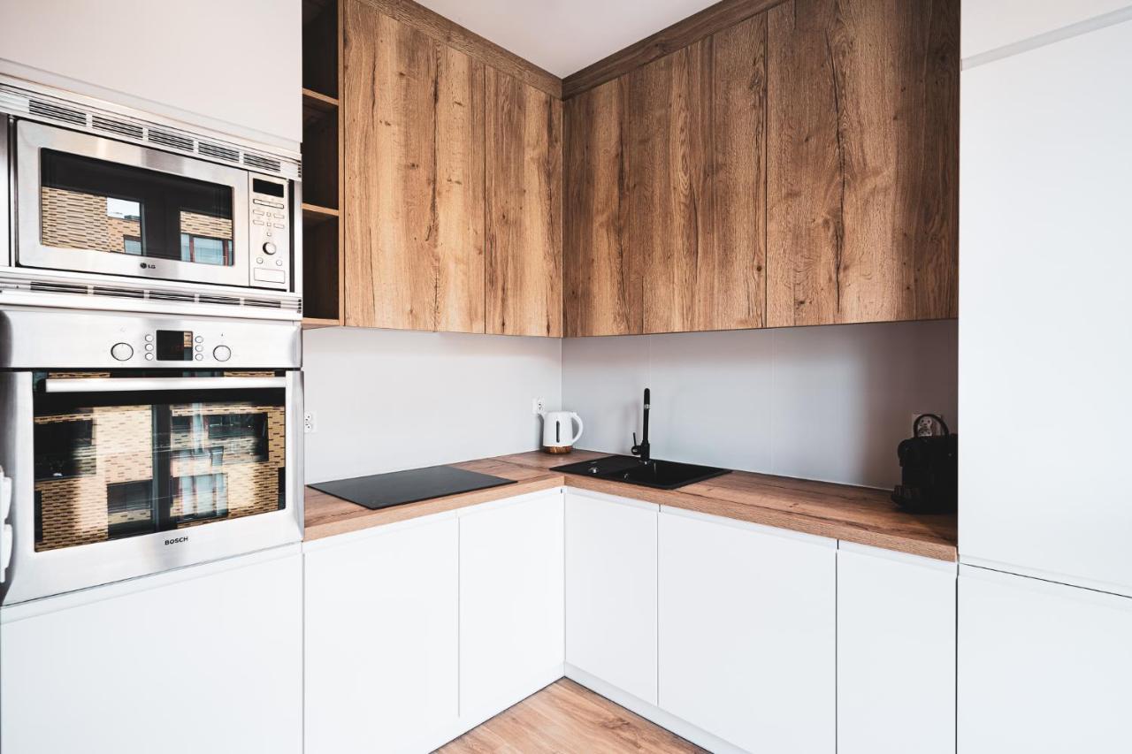 Pure Rental Apartments Inzynierska Wroclaw Exterior photo