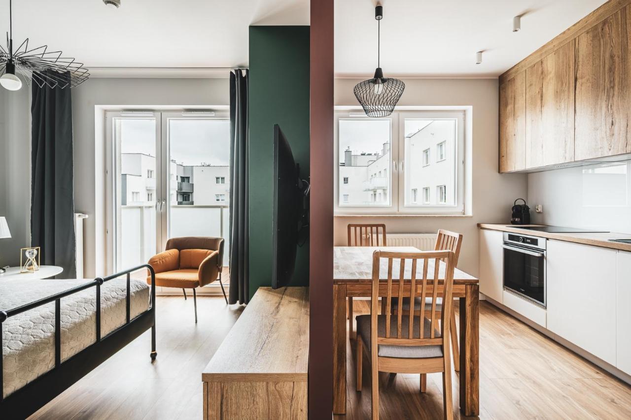 Pure Rental Apartments Inzynierska Wroclaw Exterior photo